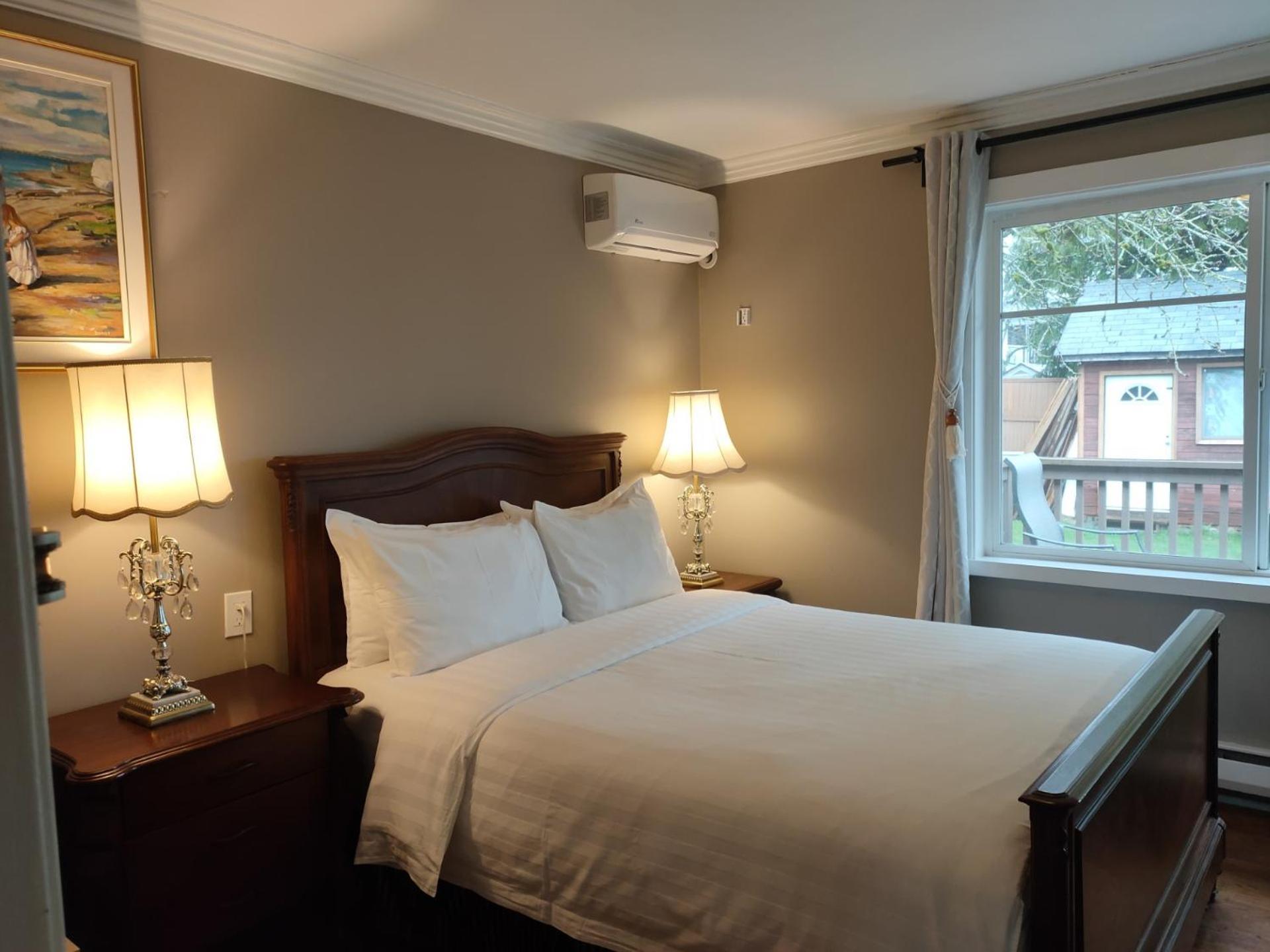 Semi Centre House Hotel ไวท์ร็อค ภายนอก รูปภาพ