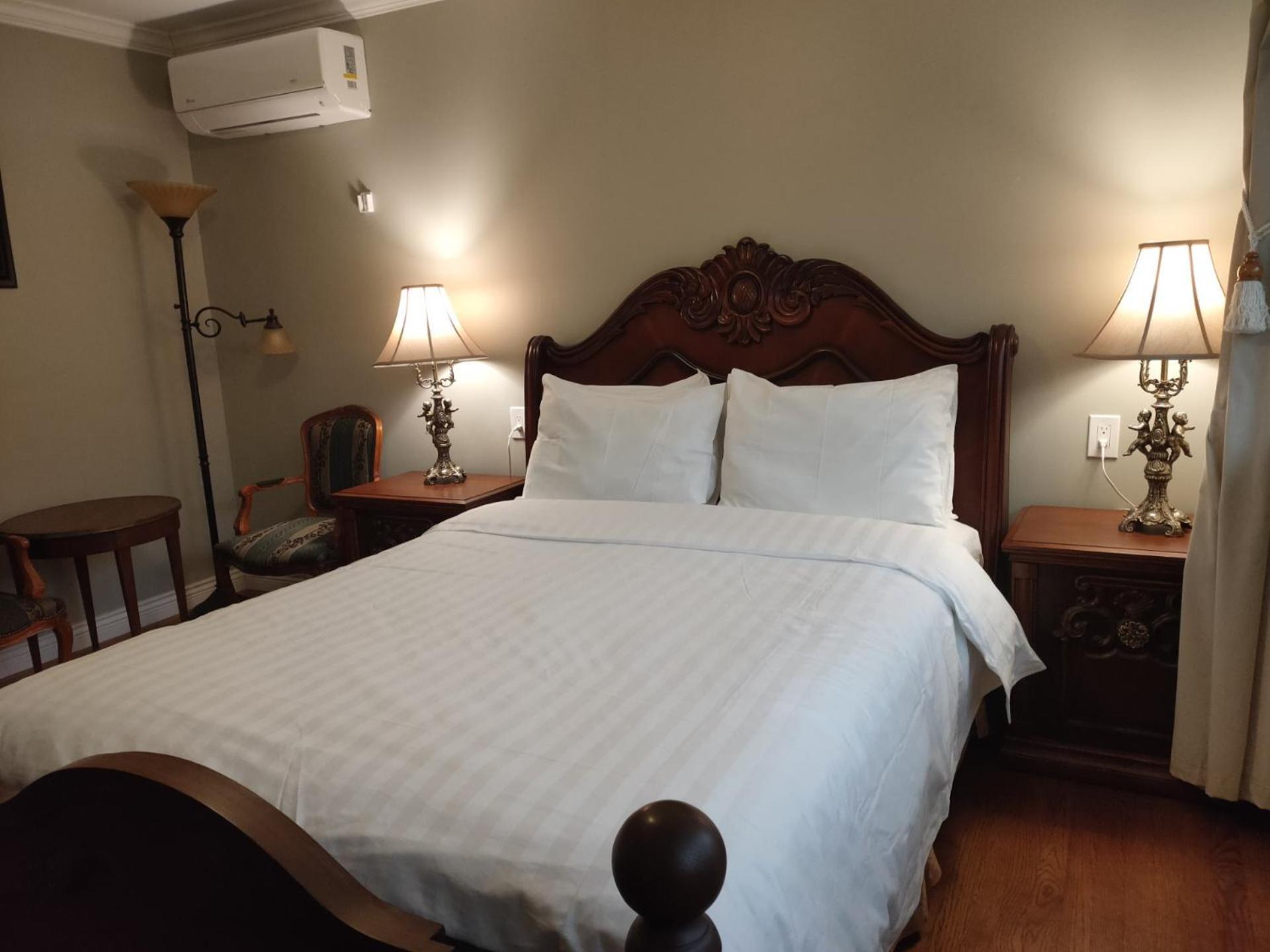 Semi Centre House Hotel ไวท์ร็อค ภายนอก รูปภาพ